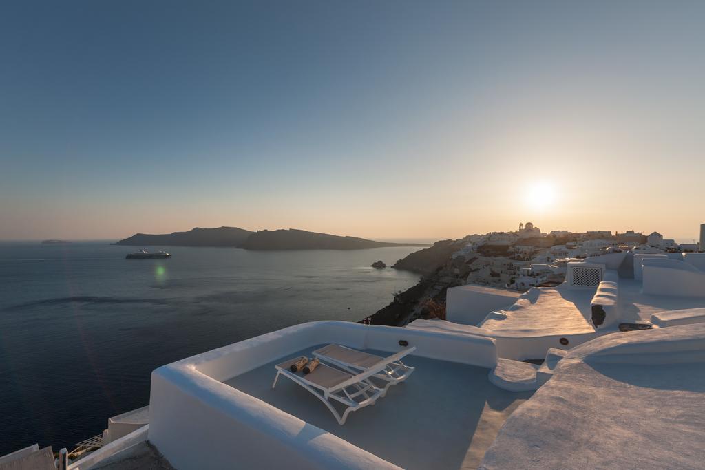 Anemomilos Oia Exterior photo